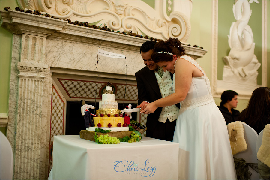 Wedding Photography at Hall Place in Berkshire