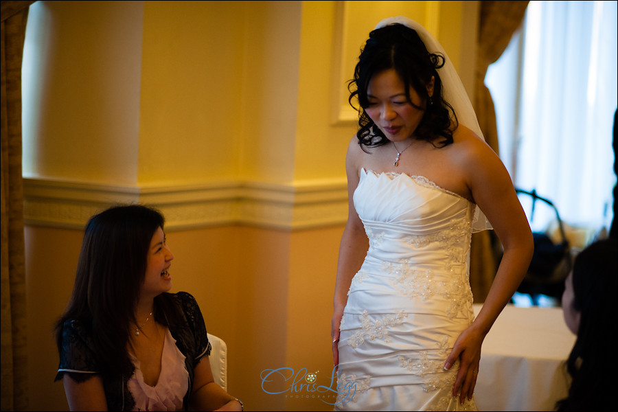 Traditional Chinese Tea Ceremony and Landmark Hotel Wedding