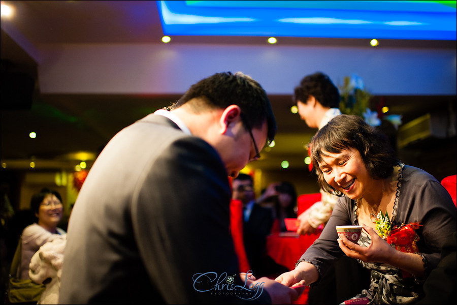 Traditional Chinese Tea Ceremony and Landmark Hotel Wedding