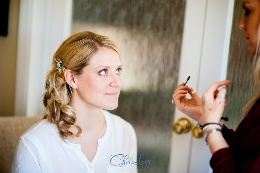 Berkshire Wedding Photographer at Stirrups Country House