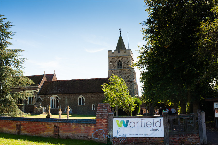 Berkshire Wedding Photographer at Stirrups Country House