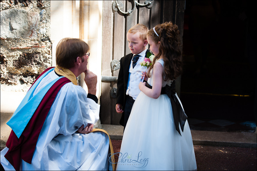 Berkshire Wedding Photographer at Stirrups Country House