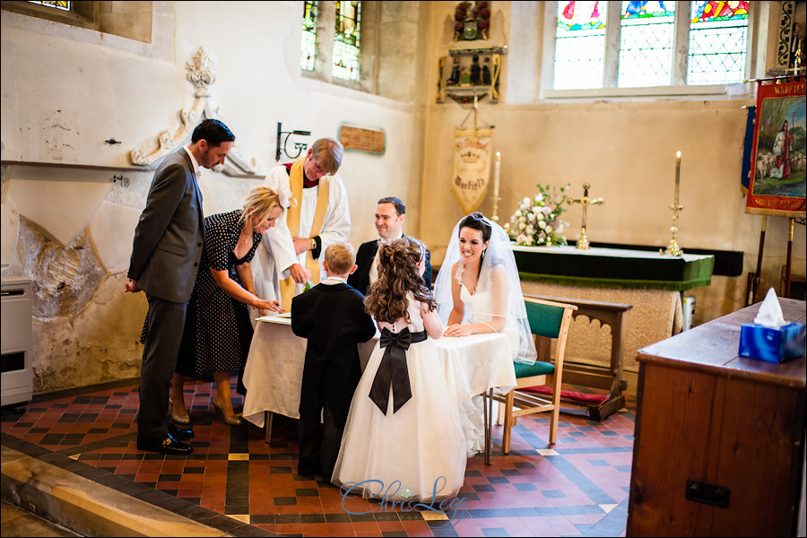 Berkshire Wedding Photographer at Stirrups Country House