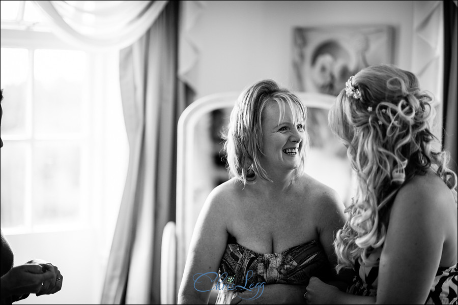 Wedding Photographt at Friern Manor Country Hotel 004