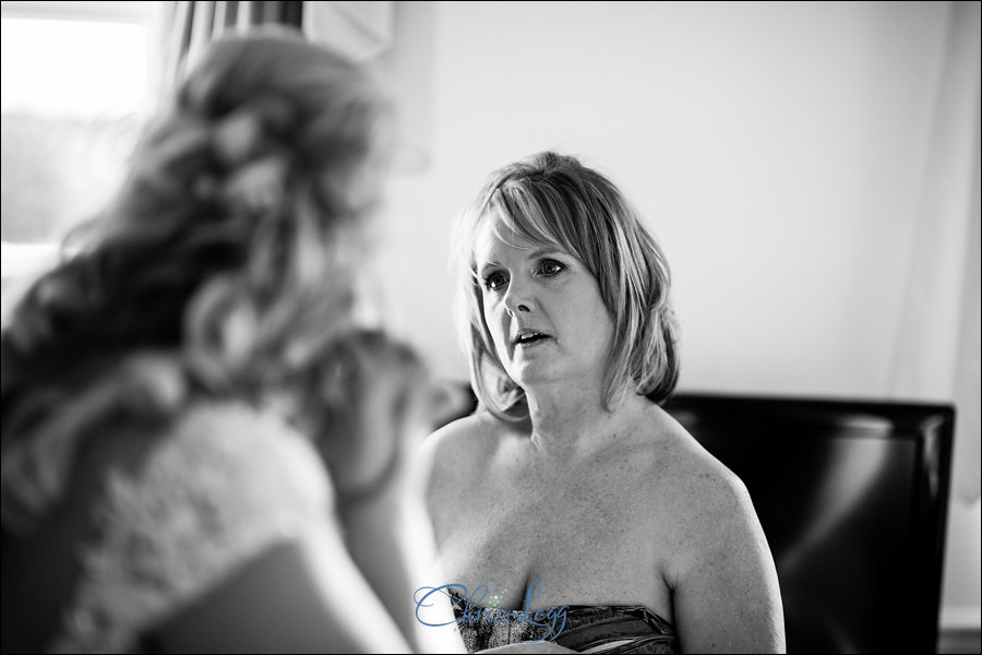 Wedding Photographt at Friern Manor Country Hotel 019