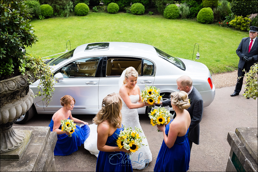 Hampton Court House Wedding Photography 014