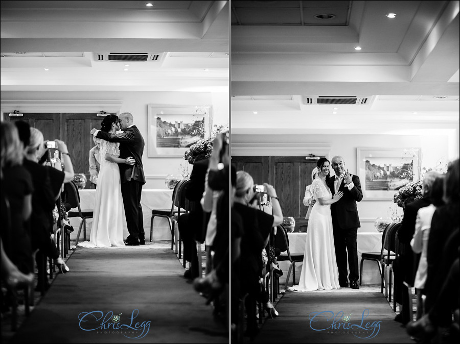 Oaklands Court Hotel Wedding Photography 015