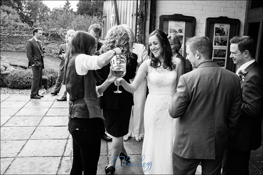 Ufton Court Wedding Photography 040