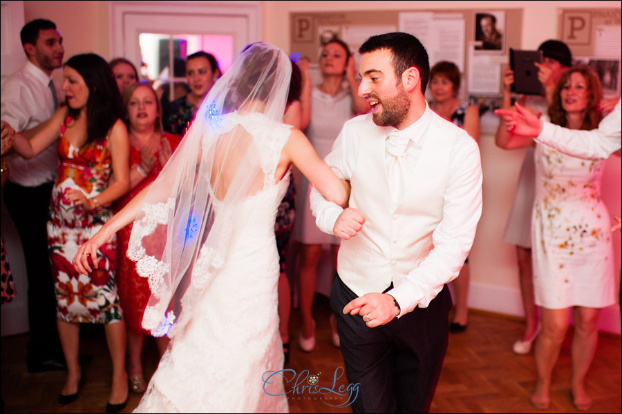 Pembroke_Lodge_Russell_Suite_Wedding_097