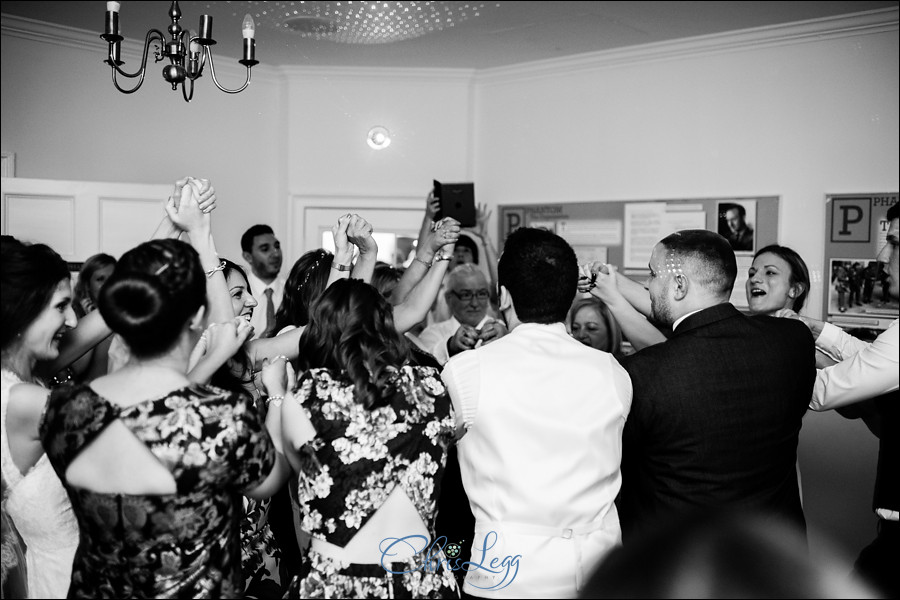 Pembroke_Lodge_Russell_Suite_Wedding_098